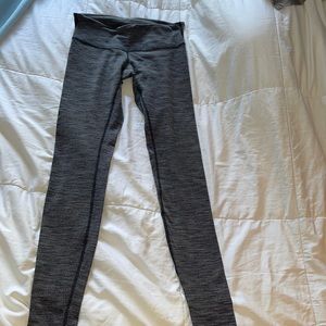 Lululemon leggings size 4 low waistband
